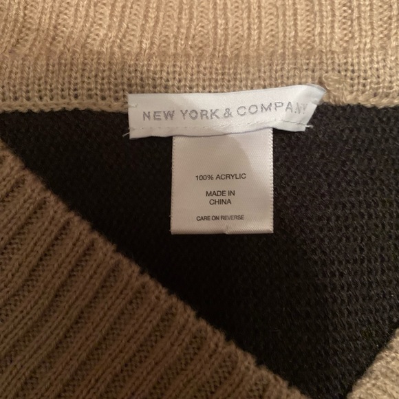 NY & Company Poncho - Picture 11 of 12